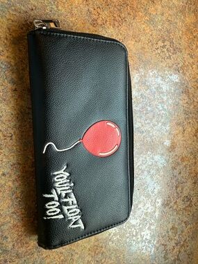 IT Pennywise wallet